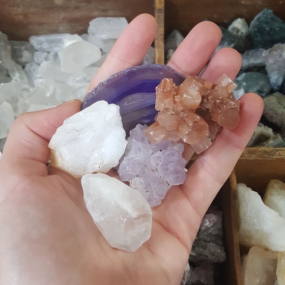 Mystery Box Of Five Small Crystals! - Picture 2 of 3